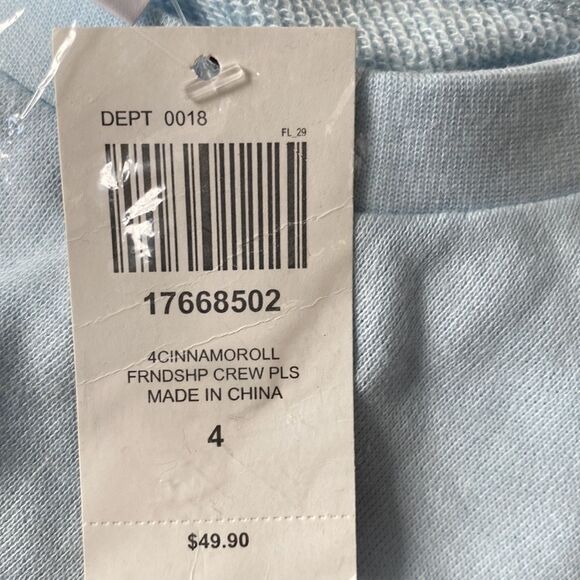 Hot Topic Cinnamoroll Pastel Blue Heart Sweatshirt Plus Size 4 NWT IN PACKAGING - Picture 4 of 5